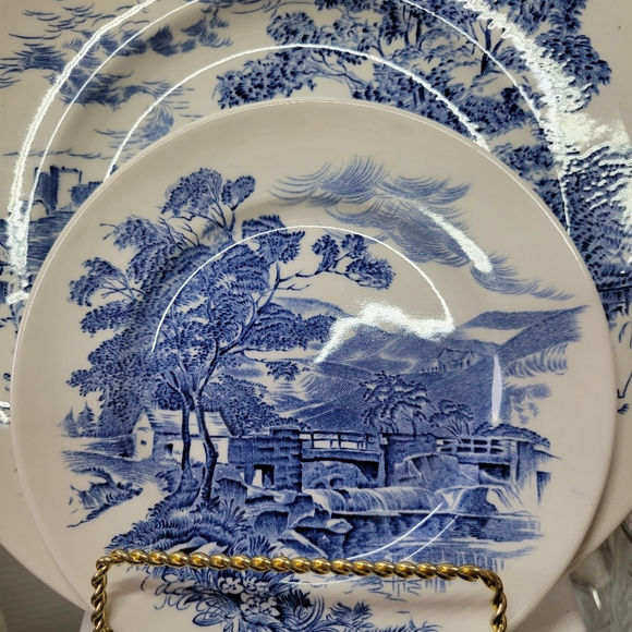 Vintage Wedgwood china set of four. Countryside pattern - Picture 3 of 5